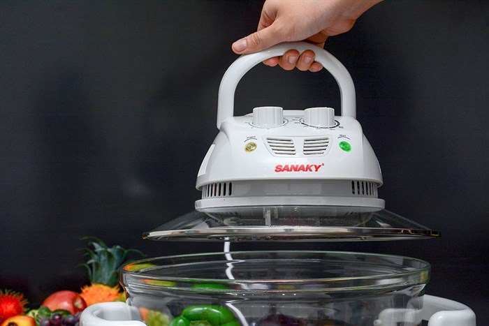 Lò nướng thuỷ tinh Sanaky 158T 15 lít Màu Trắng