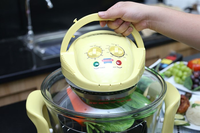 Lò nướng thủy tinh Sunhouse SH-412 12 lít Vàng