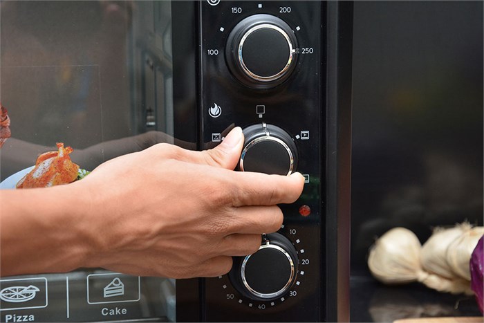 Lò nướng Pensonic PEO-3500 35 lít Màu Đen - Xám