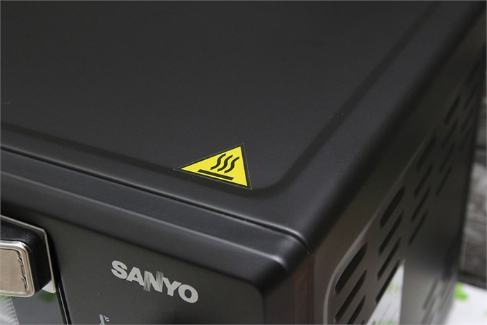 Lò nướng Sanyo Aqua TO-R8074 45 lít Màu Đen - Xám
