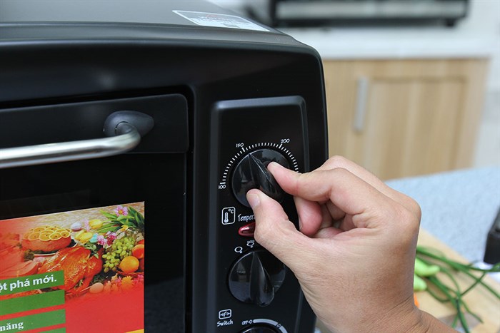 Lò nướng Sanaky VH 259 25 lít Màu Đen