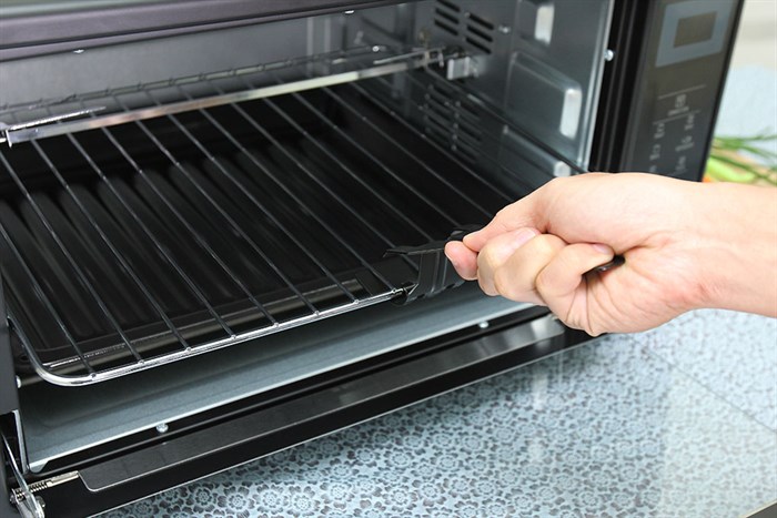Lò nướng Electrolux EOT38DXB 38 lít Màu Đen