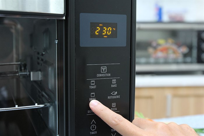 Lò nướng Electrolux EOT38DXB 38 lít Màu Đen