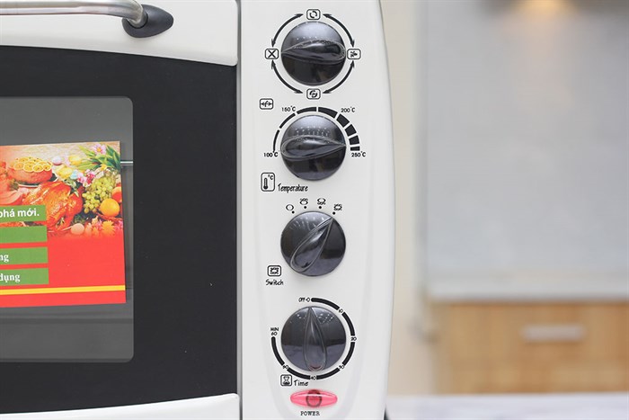 Lò nướng Sanaky VH509B 50 lít Màu Trắng