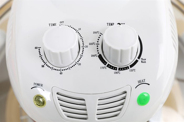 Lò nướng thuỷ tinh Sanaky 188T 15 lít Màu Trắng