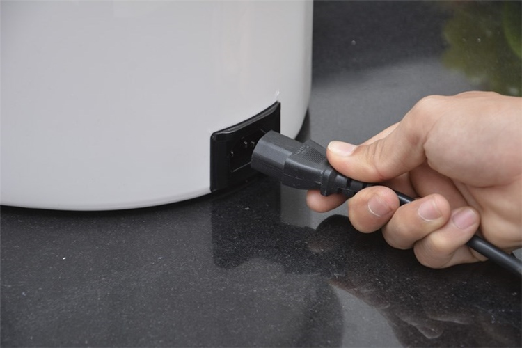 Bình thủy điện Panasonic NC-HU301PHSY 3 lít Màu Trắng