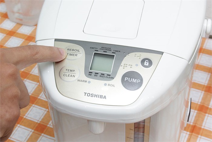 Bình thủy điện Toshiba PLK-30FL(WT)VN 3.0 lít Màu Trắng