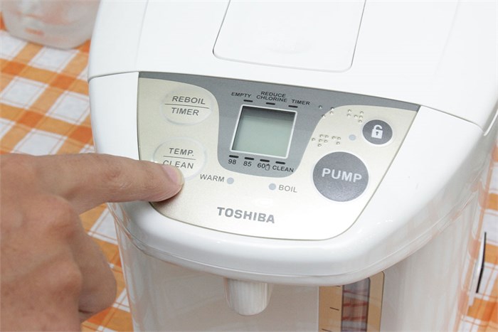 Bình thủy điện Toshiba PLK-30FL(WT)VN 3.0 lít Màu Trắng