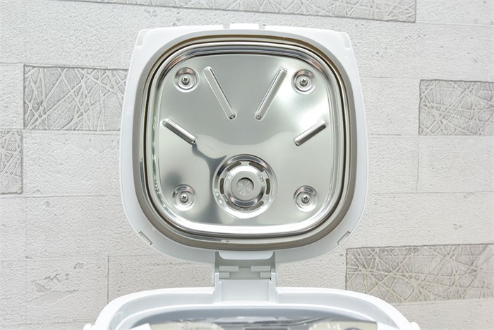 Bình thủy điện Toshiba PLK-30FL(WT)VN 3.0 lít Màu Trắng