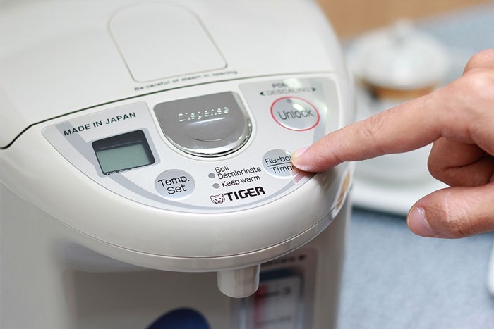 Bình Thủy điện Tiger PDN-A40W 4.0 lít Màu Xám nhạt