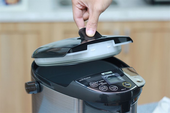 Bình thủy điện Tiger PDU-A40W 4.0 lít Màu Đen - Xám