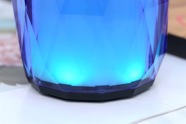 Loa Bluetooth Fenda W8 Màu Xanh Dương