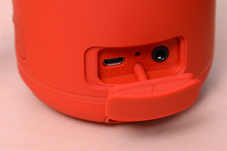 Loa Bluetooth Sony Extra Bass SRS-XB12 Màu Đỏ