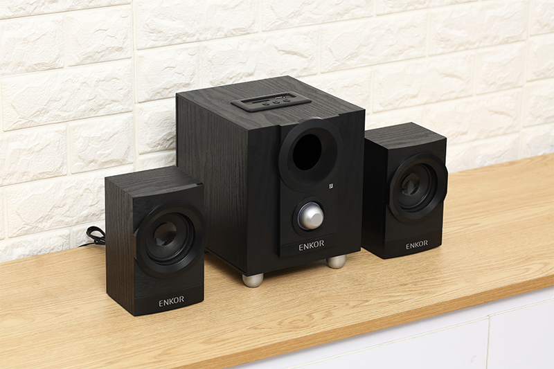 Enkor E700 Enkor E700