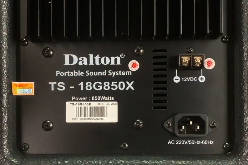 Loa kéo karaoke Dalton TS-18G850X 850W Màu Đen - Bạc