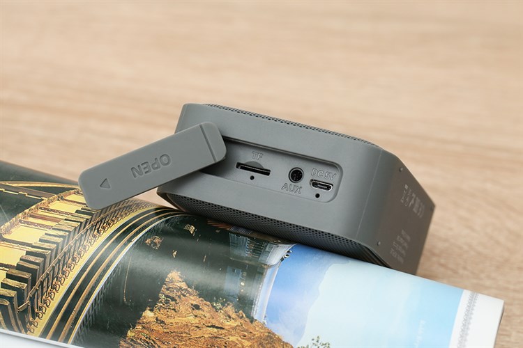 Loa Bluetooth Fenda W5 Plus Màu Xám