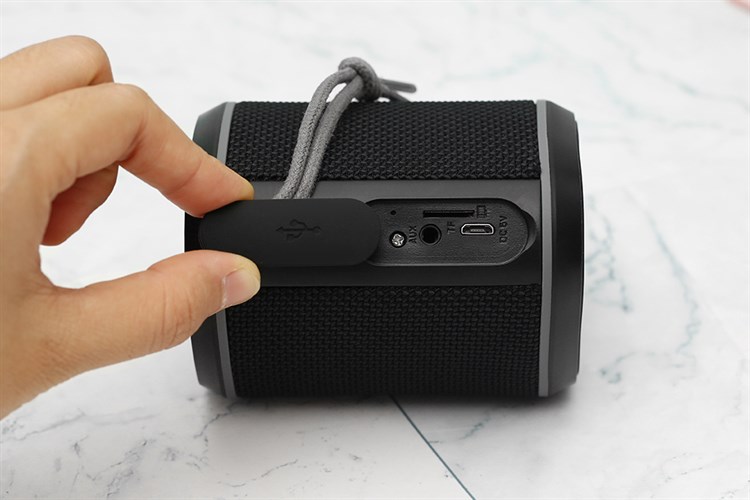 Loa Bluetooth Mozard Y550 Plus Màu Đen