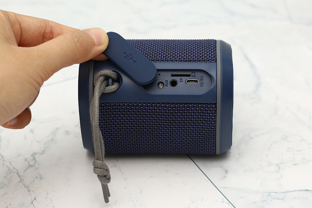 Loa Bluetooth Mozard Y550 Plus Màu Xanh Navy
