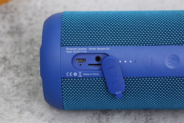 Loa Bluetooth Mozard E8 Màu Xanh Navy