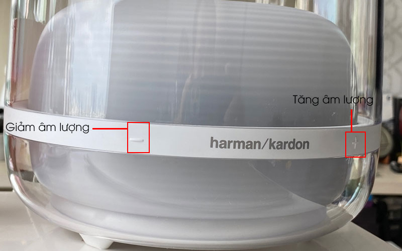 Loa Bluetooth Harman Kardon SoundSticks 4 - Tăng giảm âm lượng