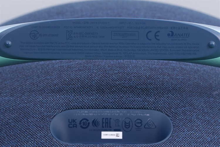 Loa Bluetooth Harman Kardon Onyx Studio 7 Màu Xanh Dương