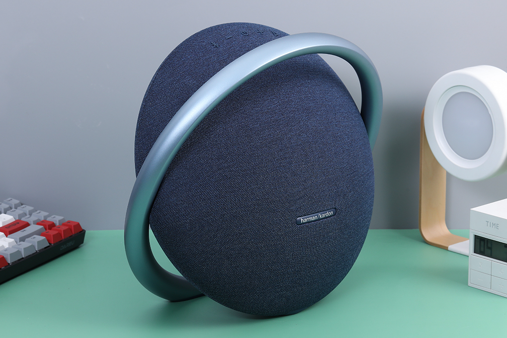 Loa Bluetooth Harman Kardon Onyx Studio 7 Màu Xanh Dương