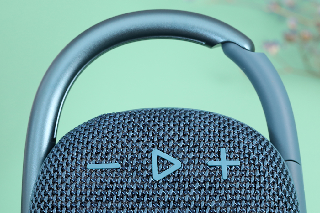 Loa Bluetooth JBL Clip 4 Màu Xanh dương đậm
