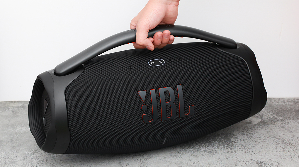 Loa Bluetooth JBL Boombox 3 - Tay cầm chắc chắn