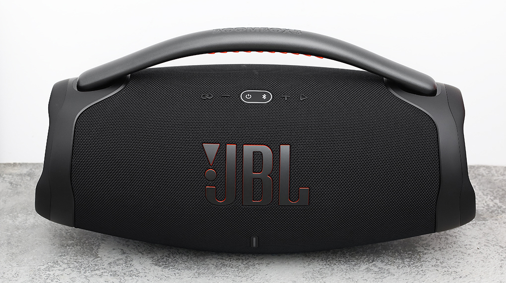 Loa Bluetooth JBL Boombox 3 - Thiết kế thuôn dài, gọn đẹp