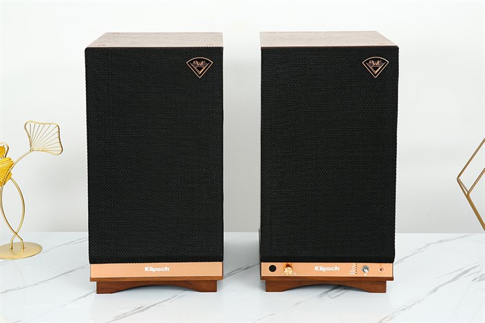Cặp Loa Bluetooth Klipsch The Sixes Walnut Màu Nâu