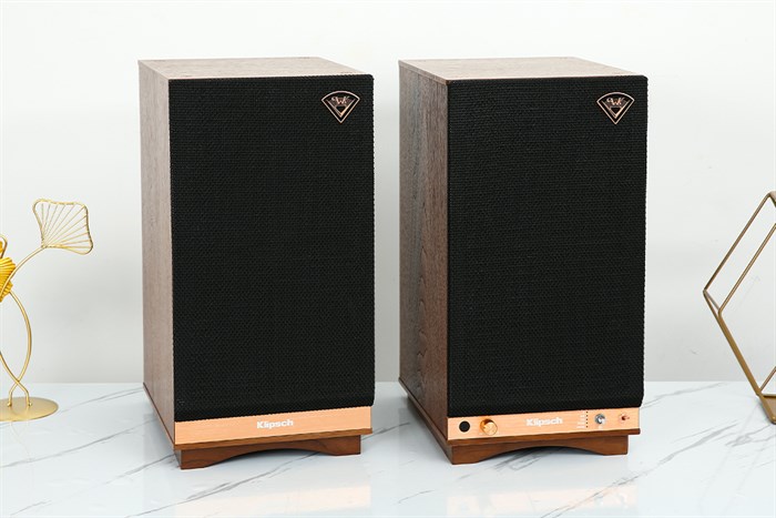 Cặp Loa Bluetooth Klipsch The Sixes Walnut Màu Nâu