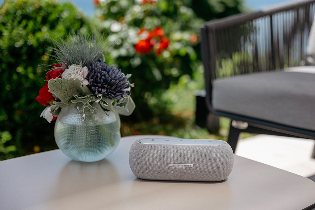 Loa Bluetooth Harman Kardon Luna Màu Xám