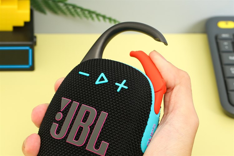 Loa Bluetooth JBL Clip 5 Màu Đen - Cam