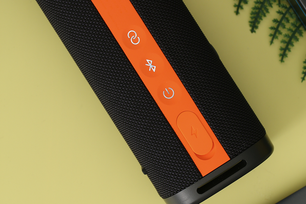 Loa Bluetooth Xiaomi Sound Outdoor Màu Đen