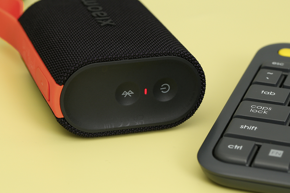 Loa Bluetooth Xiaomi Sound Pocket Màu Đen