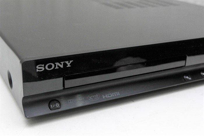 Dàn máy Sony DAV-TZ140 5.1 CH Màu Đen