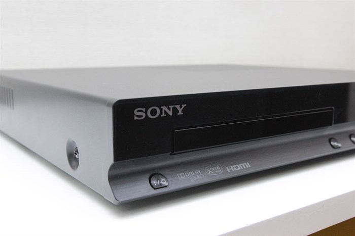 Dàn máy Sony DAV-TZ150 5.1 CH Màu Đen