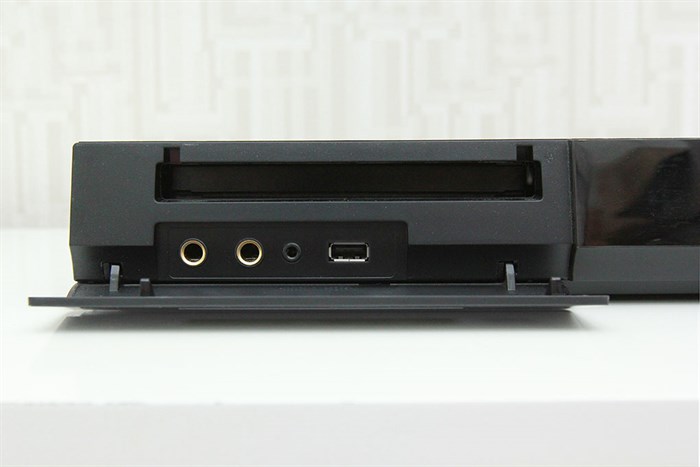 Dàn máy LG BH5540T Màu Đen