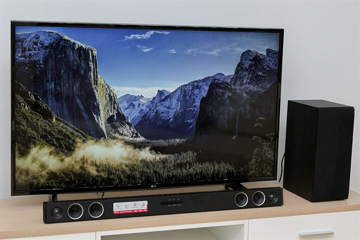 Loa Thanh LG SH3B Màu Đen