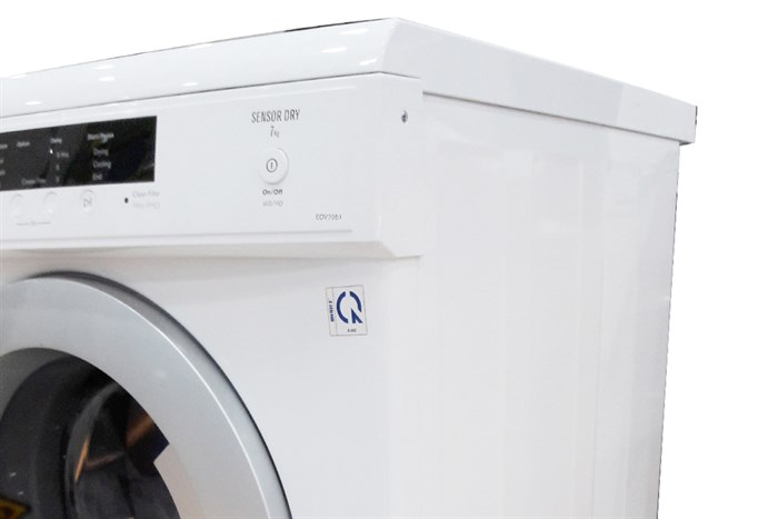 Máy sấy quần áo Electrolux 7 kg EDS7051 Màu Trắng
