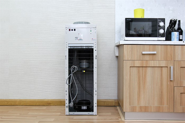 Cây nước nóng lạnh Sunhouse SHD 9696