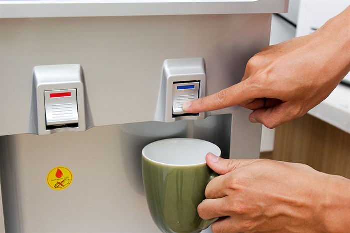 Cây nước nóng lạnh Kangaroo KG40N 600W Màu Đỏ đô