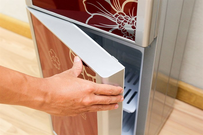 Cây nước nóng lạnh Kangaroo KG40N 600W Màu Đỏ đô