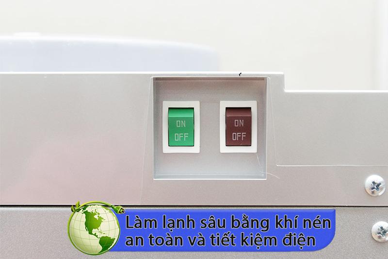 Nút bật tắt chế độ máy nóng lạnh Kangaroo KG40N tiện lợi
