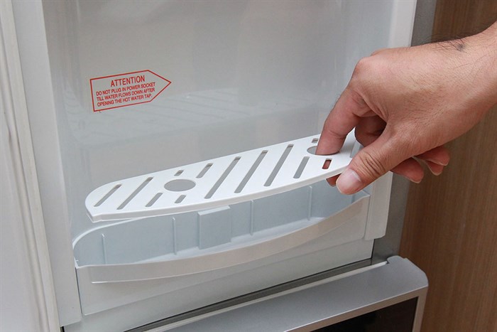 Cây nước nóng lạnh Sanaky VH-309HP1 Màu Đỏ đô