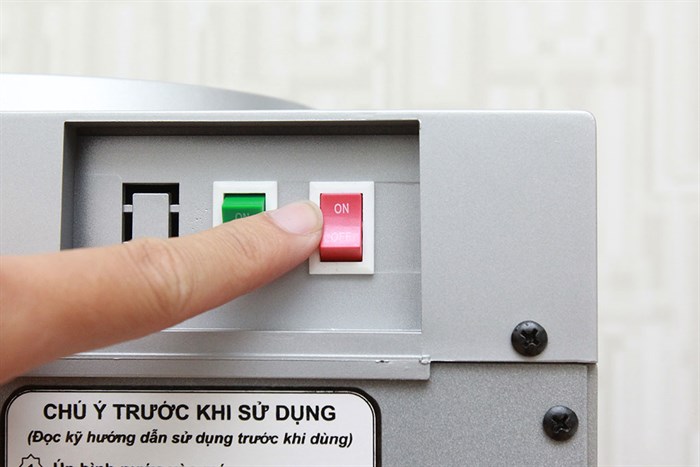 Cây nước nóng lạnh Sanaky VH-309HP1 Màu Đỏ đô