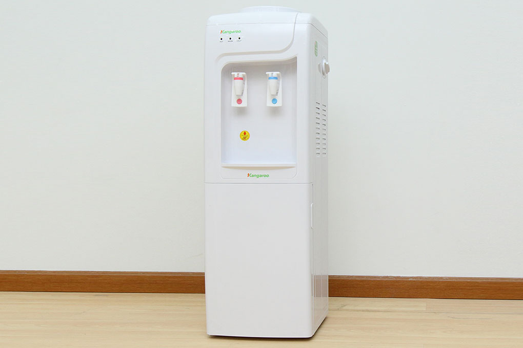 Cây nước nóng lạnh Kangaroo KG3331 có đèn báo nóng lạnh