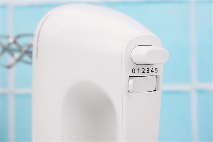 Máy nhồi bột đánh trứng Panasonic MK-GB3WRA Màu Trắng