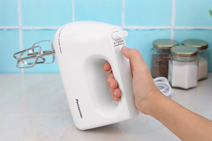 Máy nhồi bột đánh trứng Panasonic MK-GB3WRA Màu Trắng