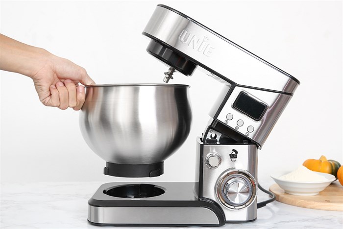 Máy nhồi bột đánh trứng Unie EM2 Màu Bạc Inox